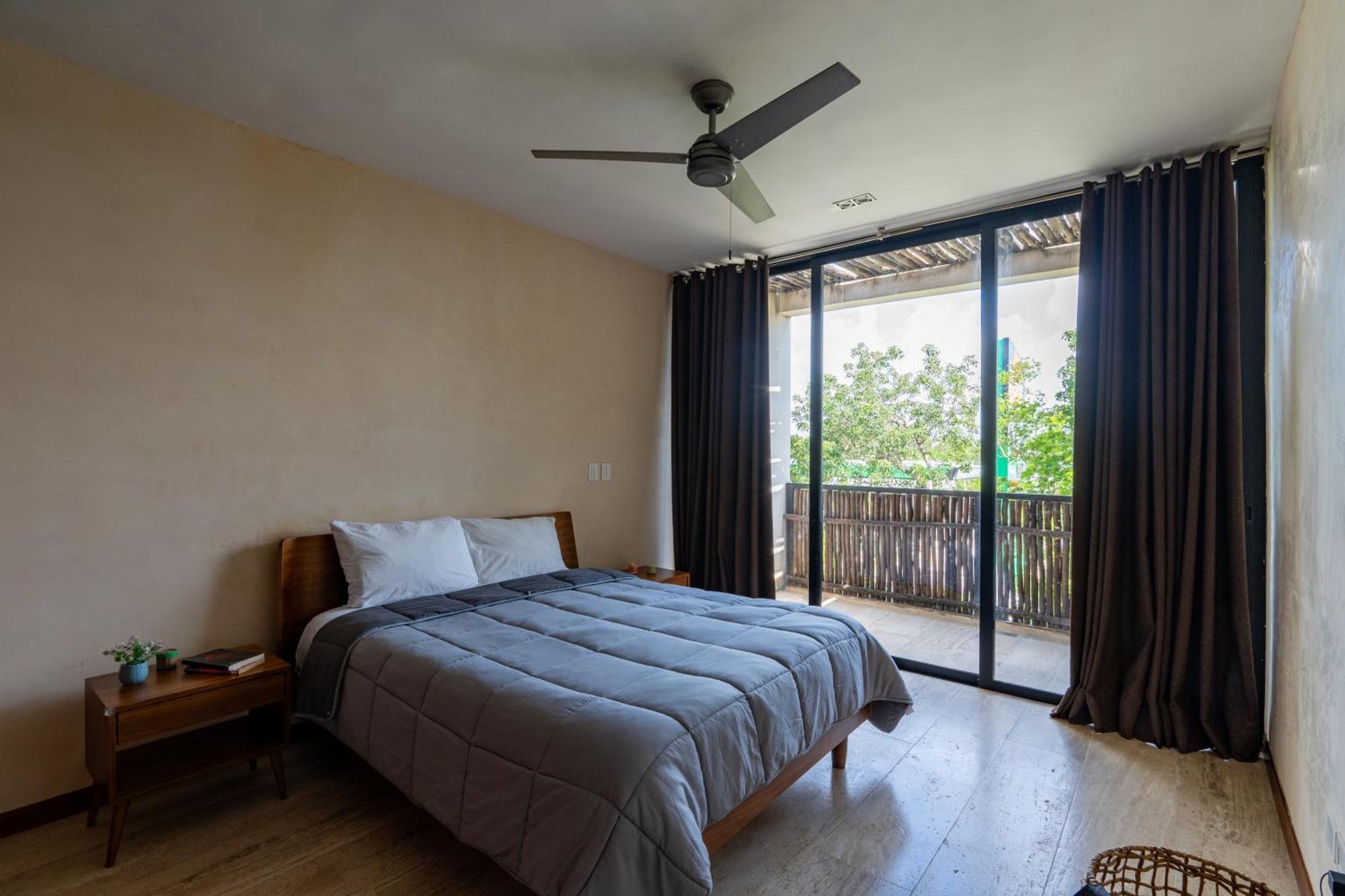 Sapphire - 2 Floors With Private Roof And Pool & Club Access *
